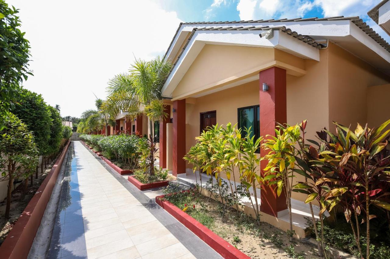 Nahdhoh Langkawi Resort Pantai Cenang  Exterior photo